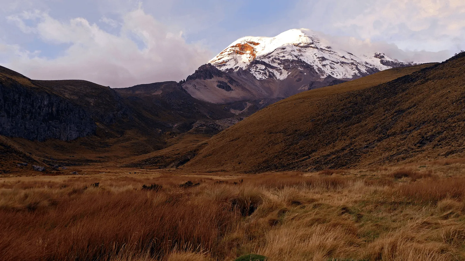 Picture of Chimborazo Mountain in Ecuador: the hill that we will climb together.